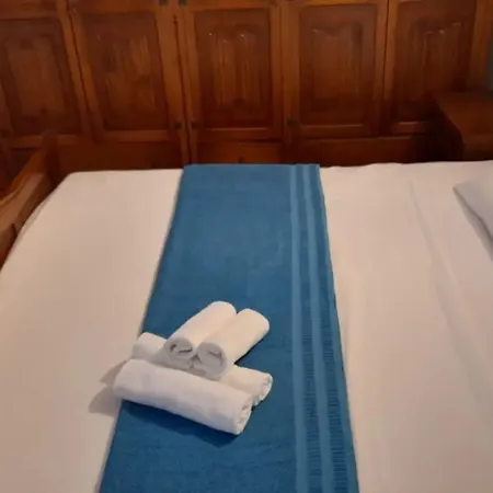 شقة Dina - Spacious With Balcony سبليت